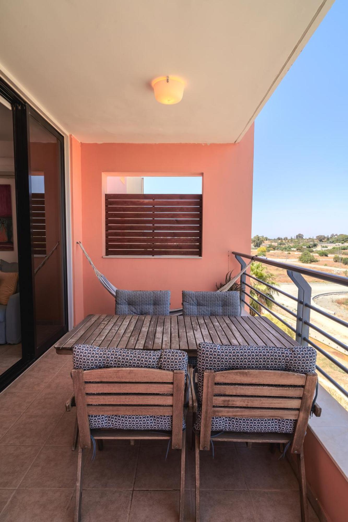Isabella One Bedroom Larnaca Exteriér fotografie